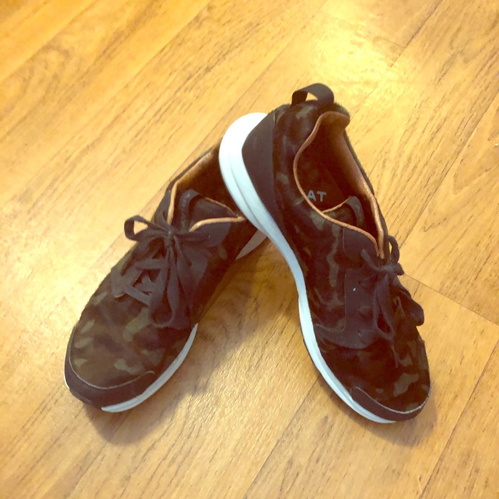 Camo Ariat Tennis Shoes